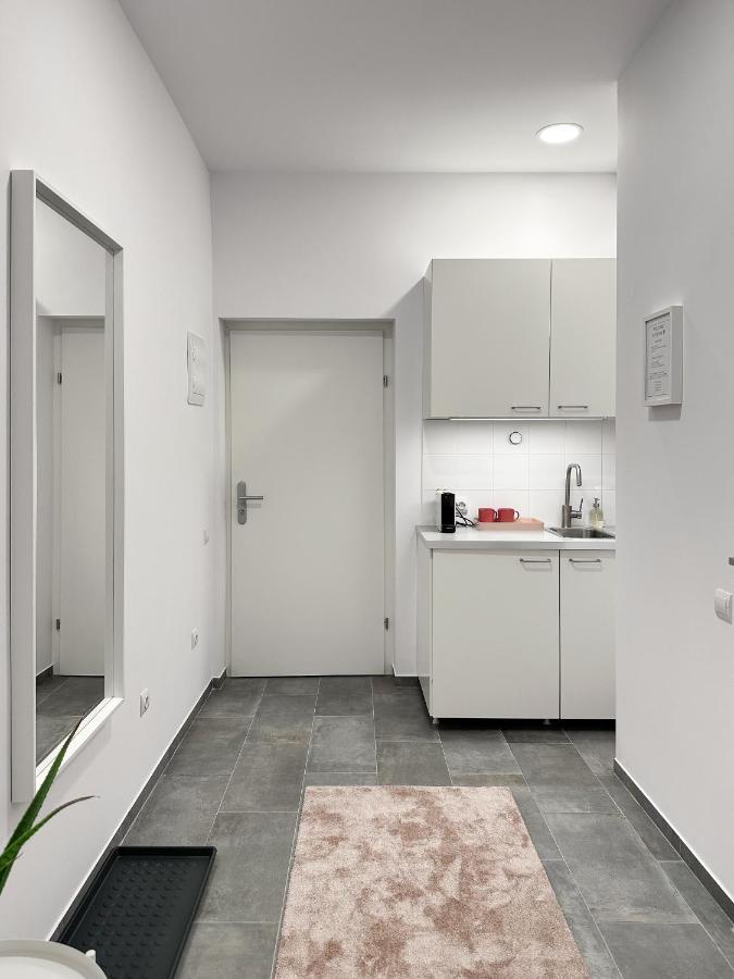 Comfy Apartments At Siebertgasse Viena Exterior foto